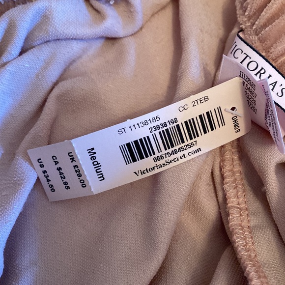 Victoria Secret Velour Frilly Blush Pink PJ shorts - Picture 4 of 4